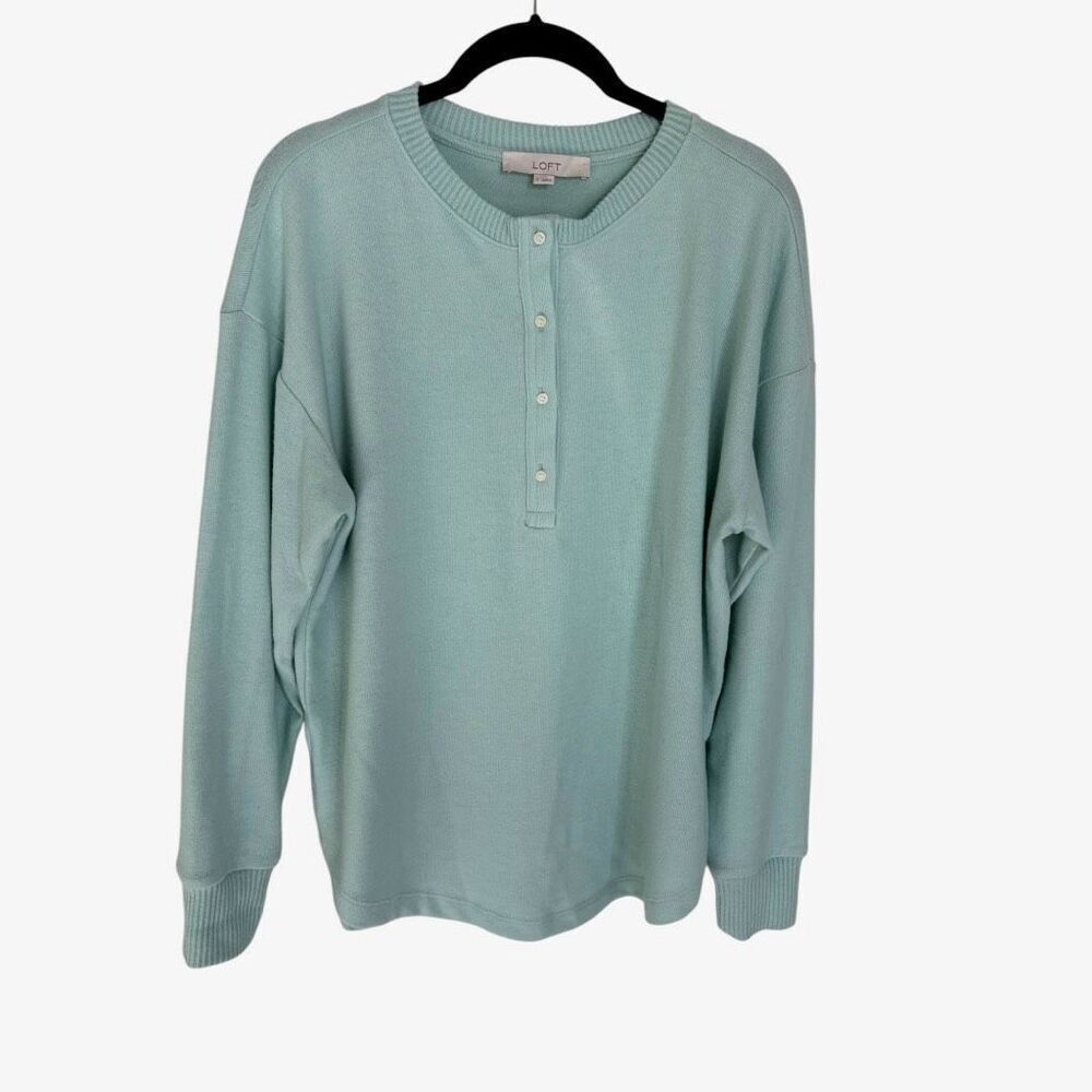 Loft Sweater Size Small Very Soft Mint Green  Long Sleeve Pullover Buttons